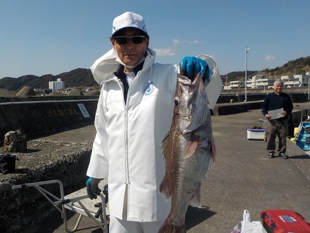 稲荷丸で高級魚＆イカ三昧！釣行では好釣果も一生モノのテクニックも得られる！口コミも大紹介！｜FISHING JAPAN（フィッシングジャパン）